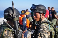 Philippine Navy Special Forces Sailors aboard USNS Safeguard (T-ARS 50)