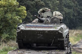 Western tanks will bring their own complexities to Ukraine's fight against  Russia