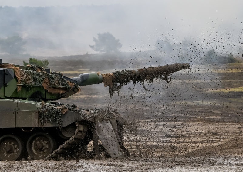 U.S. Abrams Tanks Have Radioactive Armor, But Ukraine Won't Get It